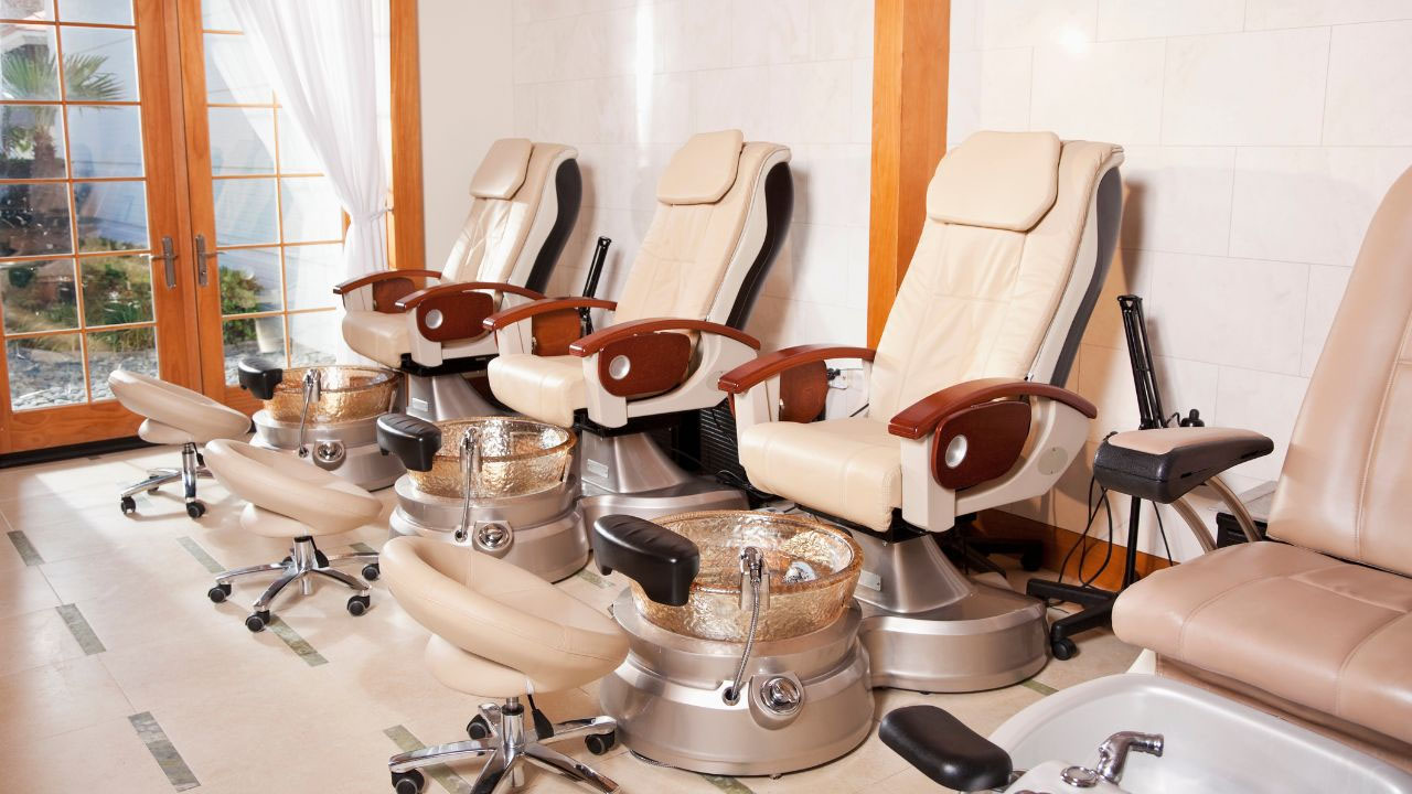 nail salon renovation